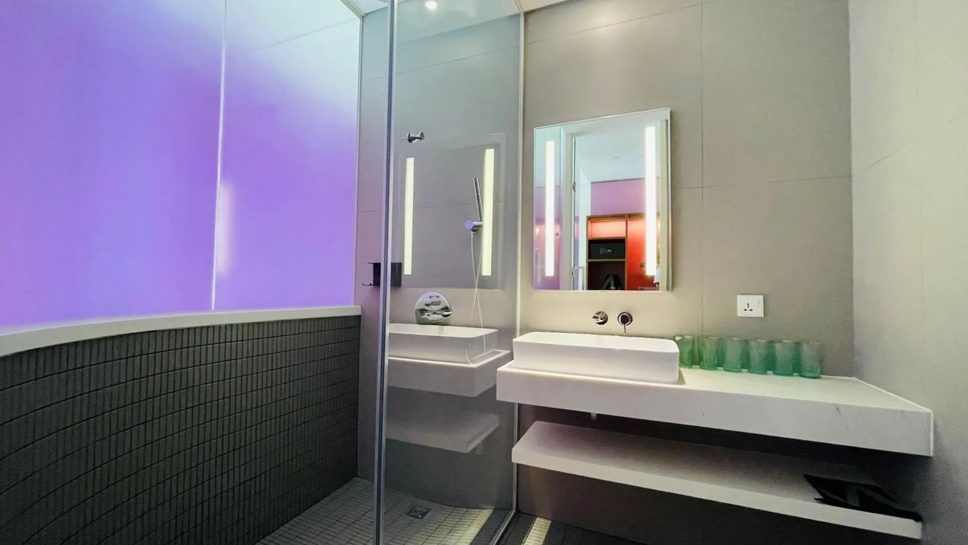 Wink Hotel Danang Centre - 24Hrs Lifestyle Stay