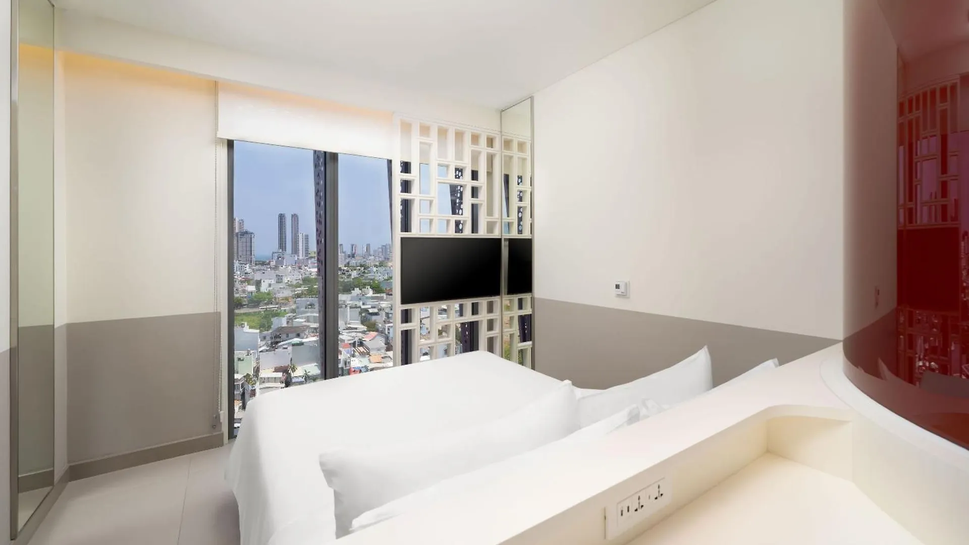 Wink Hotel Danang Centre - 24Hrs Lifestyle Stay